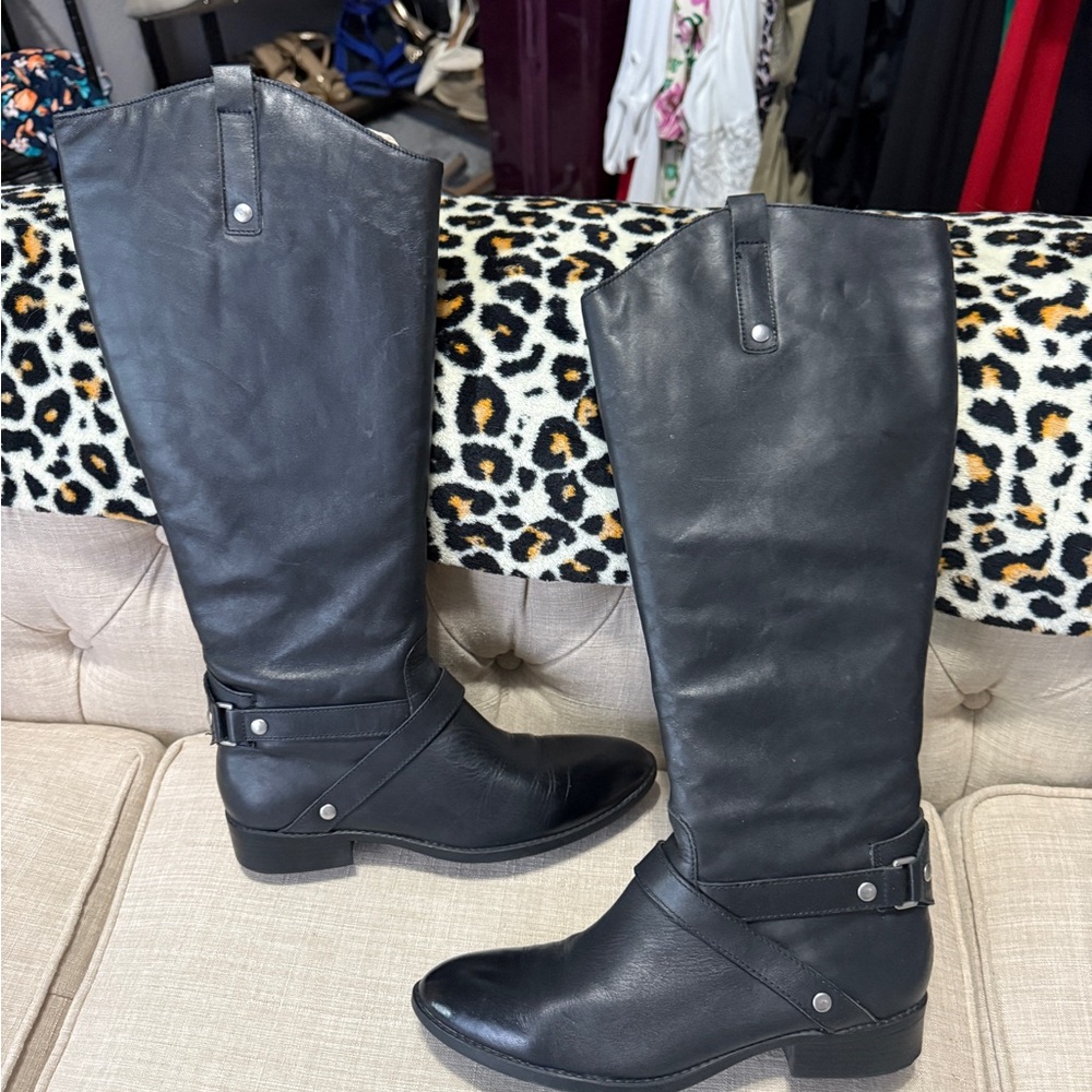 Black Knee-High Leather Boots